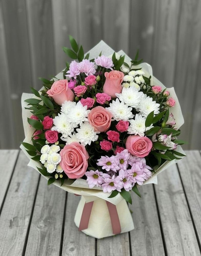 Букет цветов из: Альстромерии, Гвоздики, Розы и Хризантемы в Иваньково 