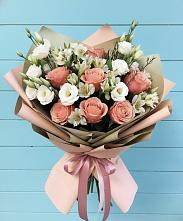 Букет цветов из:  Розы, Альстромерии и Лизиантусы в Иваньково 