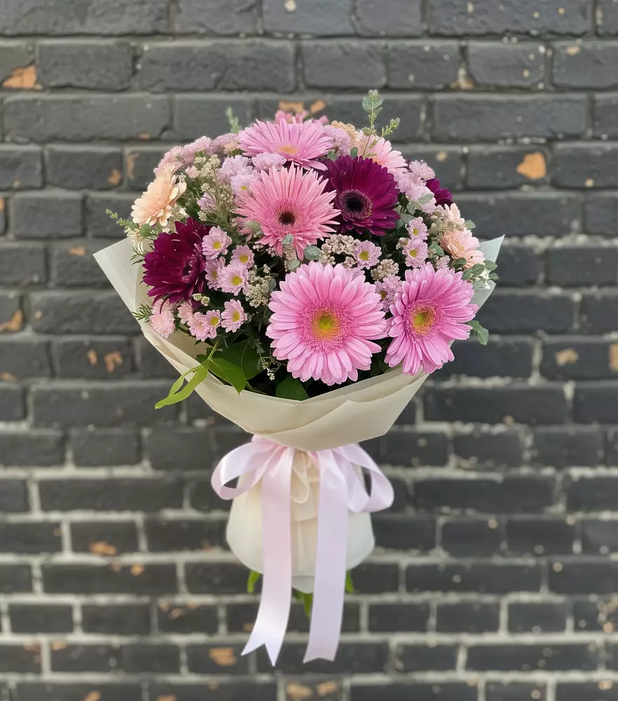 Букет цветов из: Герберы и Хризантемы в Иваньково 
