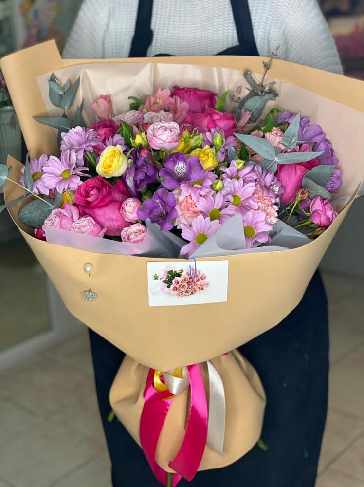 Букет цветов из: Хризантемы, Гвоздики и Альстромерии в Иваньково 