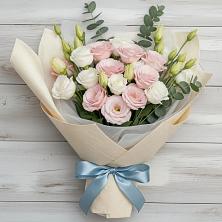 Букет цветов из:  Лизиантусы в Иваньково 