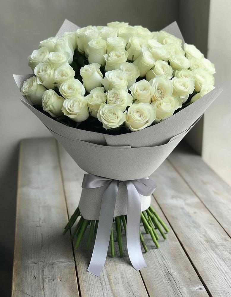 Букет 35 Белых роз в Иваньково 