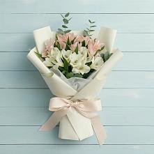 Букет цветов из:  Альстромерии в Иваньково 