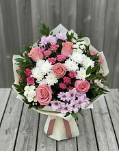Букет цветов из:  Альстромерии, Гвоздики, Розы и Хризантемы в Иваньково 