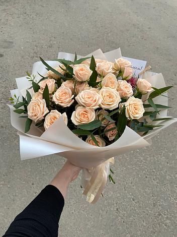 Букет Кремовые розы Латте в Иваньково 