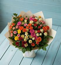 Букет Микс из разноцветных кустовых роз в Иваньково 